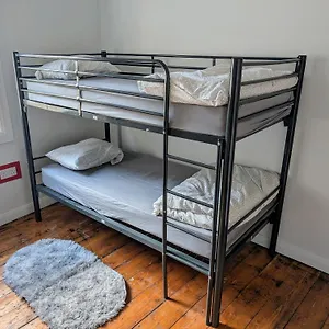 Hostel Bunkhouse, Cardiff